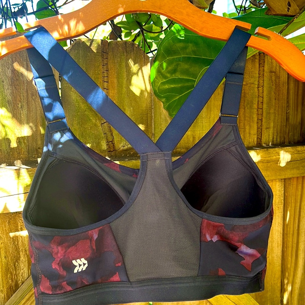 Sports Bra - Picture 2 of 7